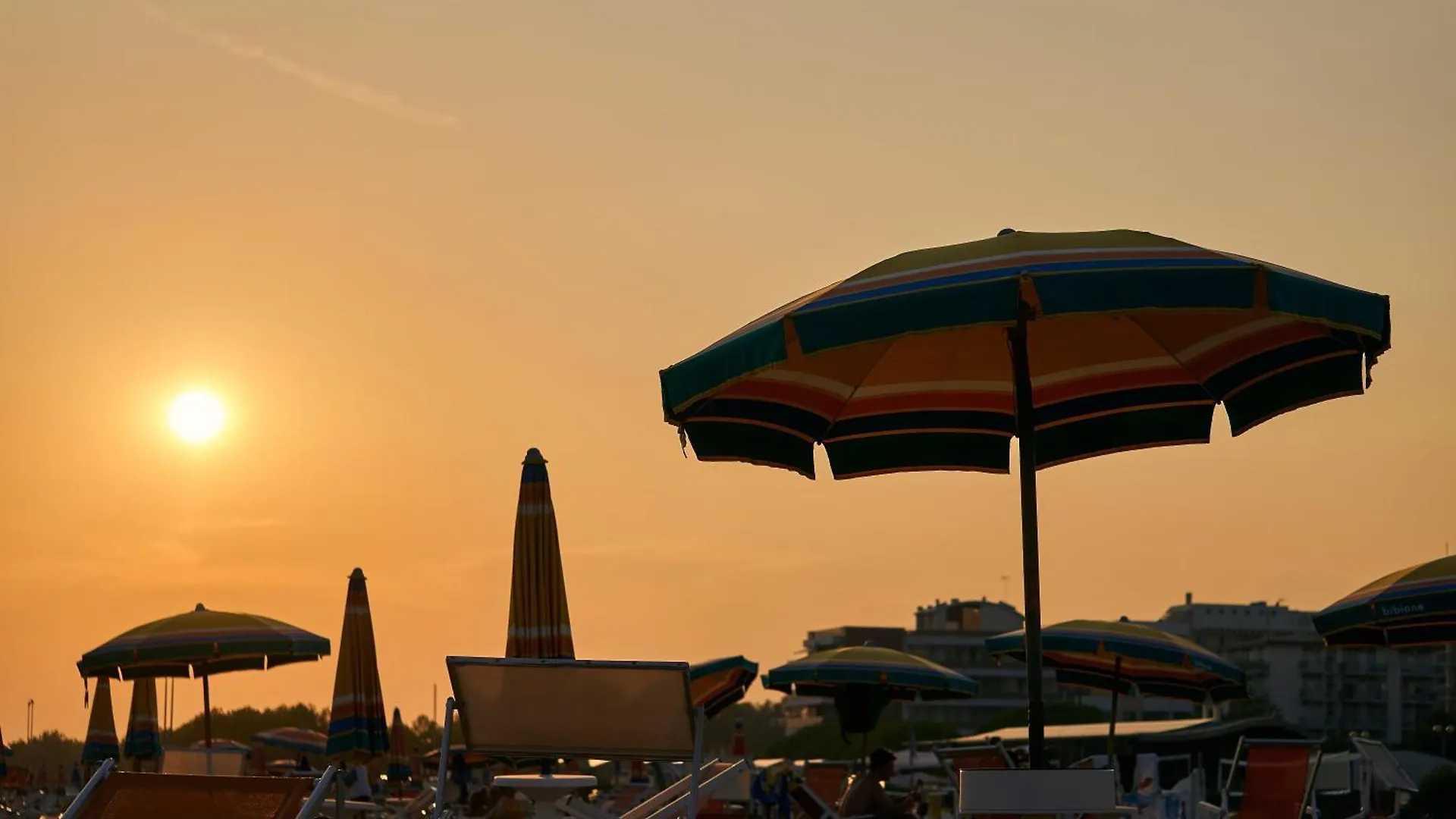Colorful Apartment With Shared Pool And Garden Bibione